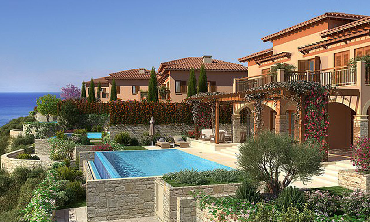 Някои от актуалните предложения на луксозния пазар на недвижими имоти в Кипър от базата на domaza.bg изглеждат така: