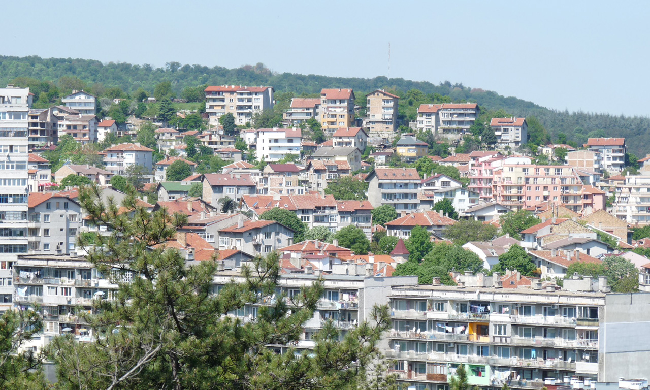 Варна е първият български град, успешно привлякъл средства от европейския фонд „Солидарност“, за решаване на възникналия в квартал „Аспарухово“ сериозен инфраструктурен проблем.
