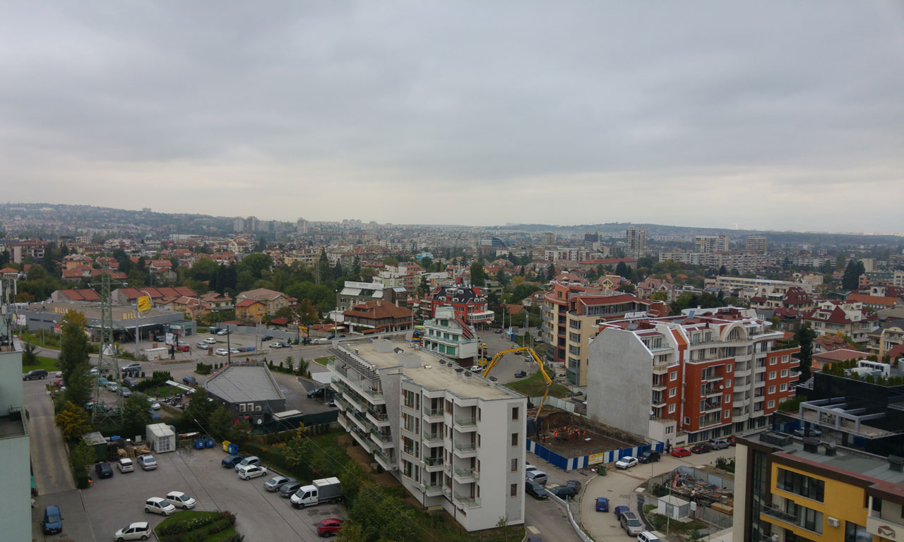 Растящ инвеститорски интерес на пазара за недвижими имоти в България