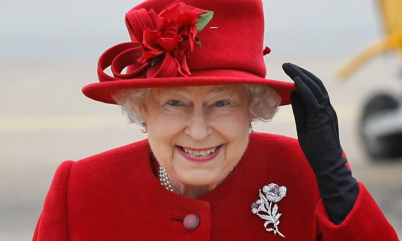 Стойността на имотния портфейл на британската кралицата Елизабет II през 2016 година достигна £13,1 млрд.