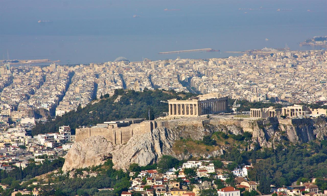 Брокери: Не се очаква срив на цените на гръцките имоти