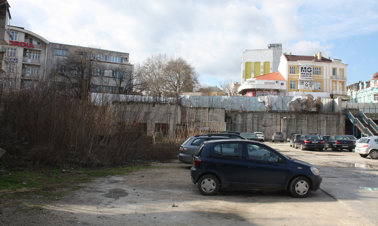 В началото на месец октомври 2018г. Община Варна най-после успя да се пребори за откупуването на терена от 3775 кв.м срещу внушителната сума от 43 млн. лв., отпуснати от държавния бюджет.