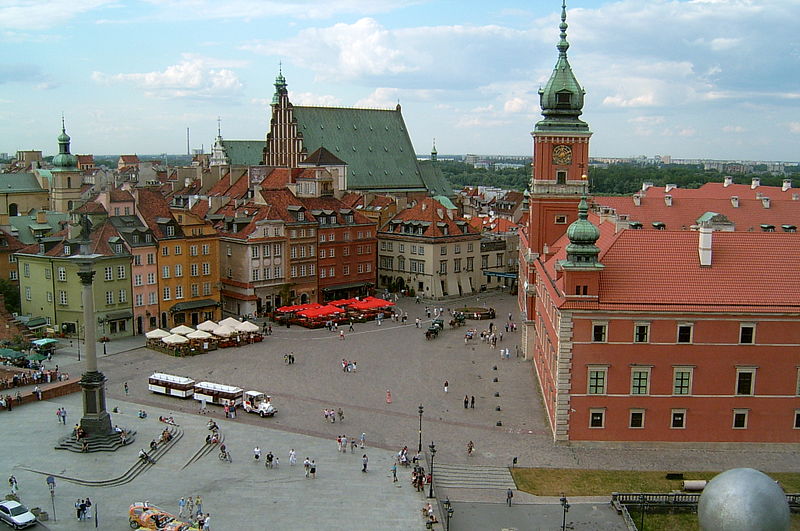 недвижими имоти в Полша